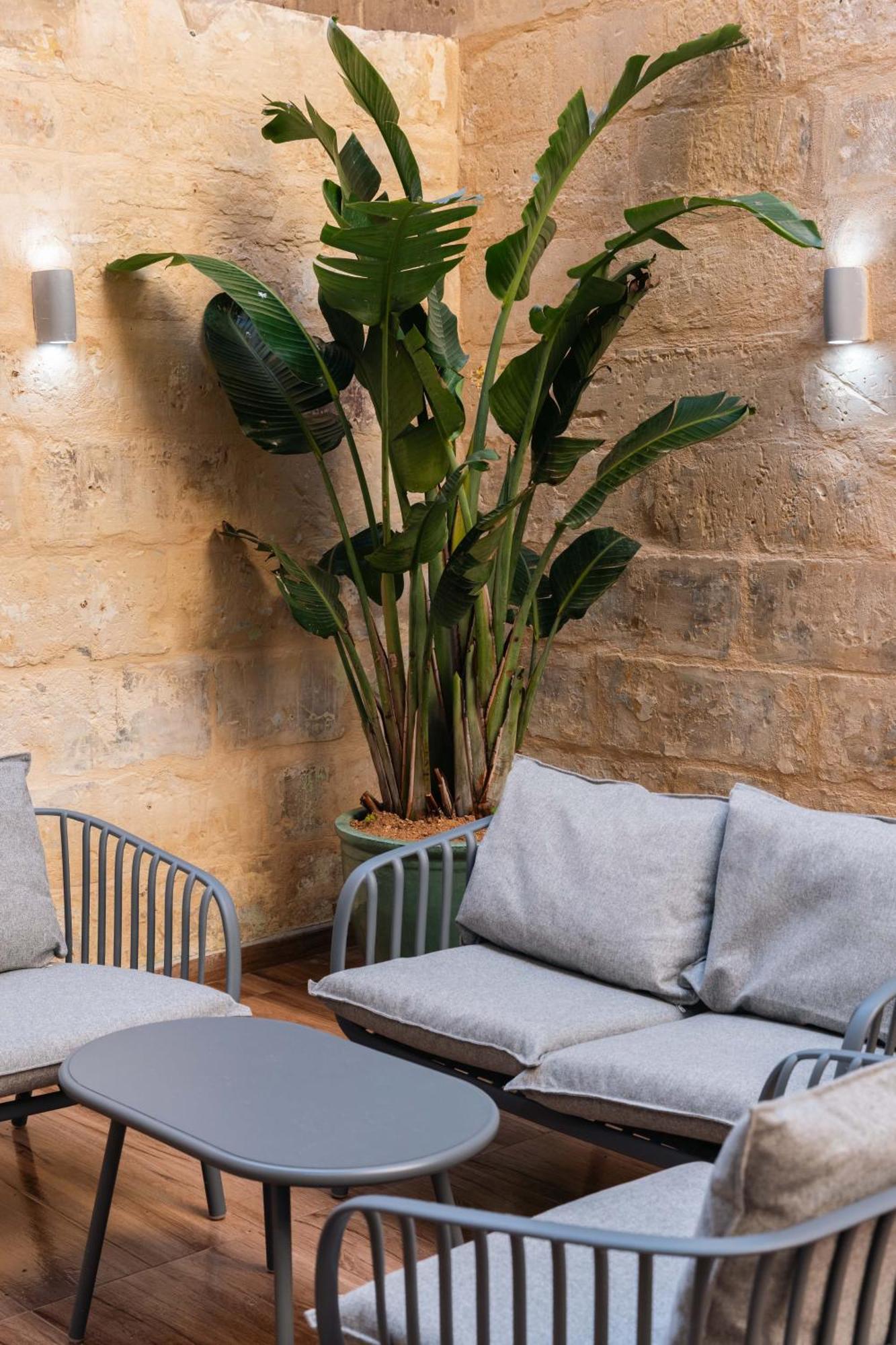 Valletta Waterfront Backyard Flat By Arcobnb Il-Furjana Buitenkant foto
